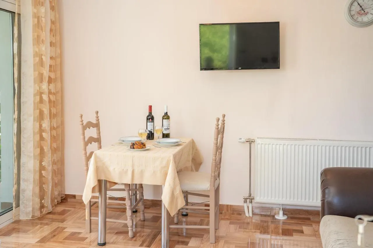Jasmine - One Bedroom Apart With Balcony Sami